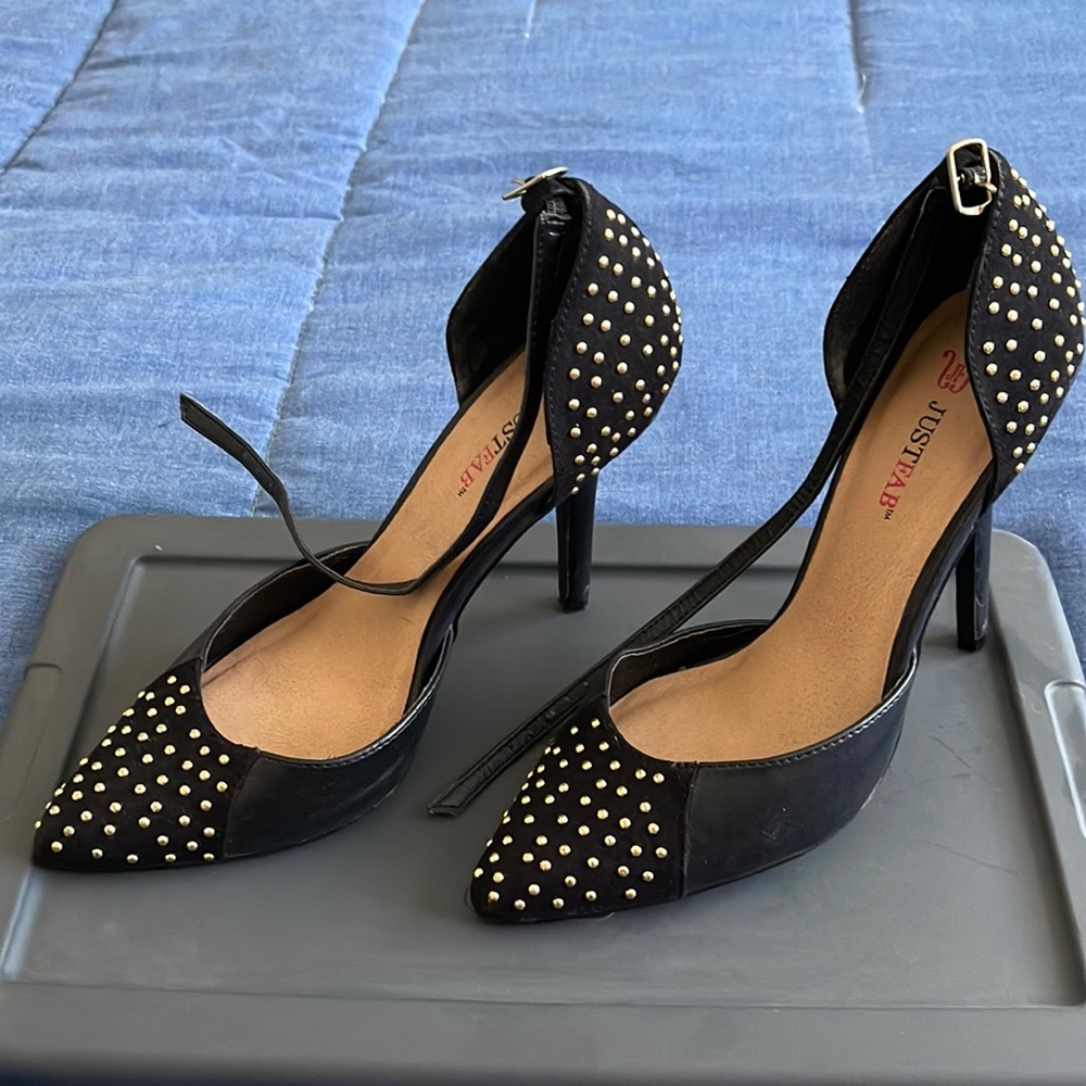 Slightly used black and gold strappy shoes